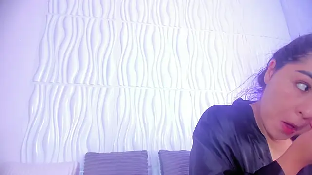 Abby  colins online show from October 29, 5:36 pm