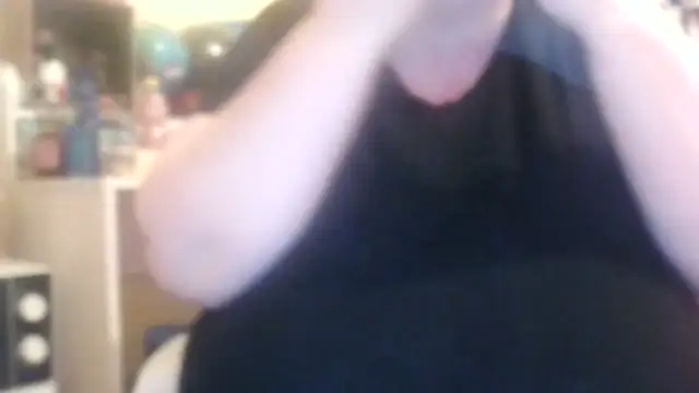 Nataliesbestjuggs online show from August 8, 9:39 pm