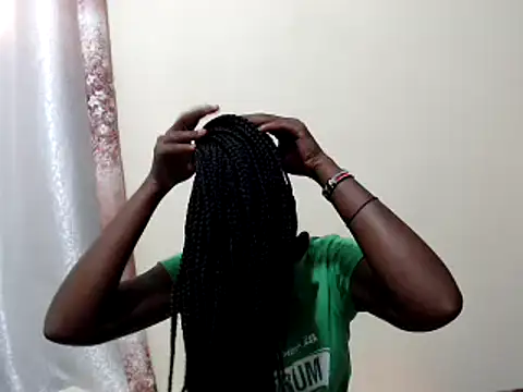 Snapshot of lizbela1 chatting on March 12, 8:41 am lizbela1 online show from March 12, 8:41 am