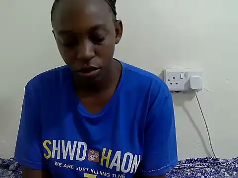 Snapshot of lizbela1 chatting on October 2, 8:21 am lizbela1 online show from October 2, 8:21 am