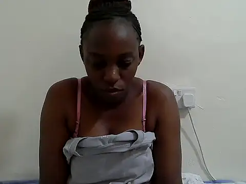 Snapshot of lizbela1 chatting on October 14, 1:45 pm lizbela1 online show from October 14, 1:45 pm