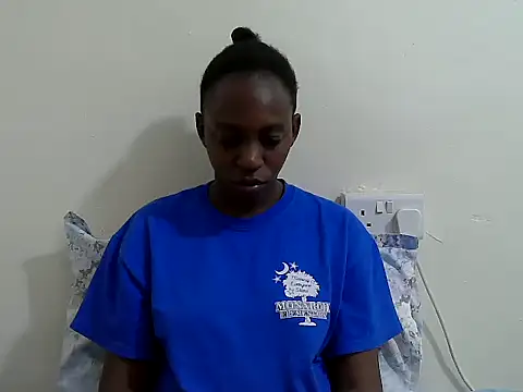 Snapshot of lizbela1 chatting on October 16, 10:27 am lizbela1 online show from October 16, 10:27 am