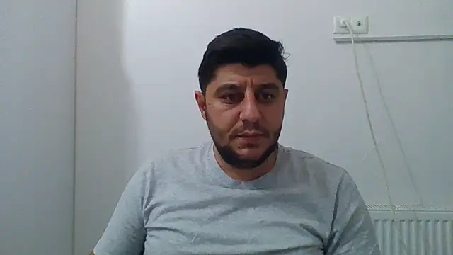 erkekkkadam online show from November 19, 9:15 pm