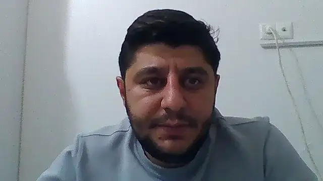 erkekkkadam online show from December 2, 1:33 am