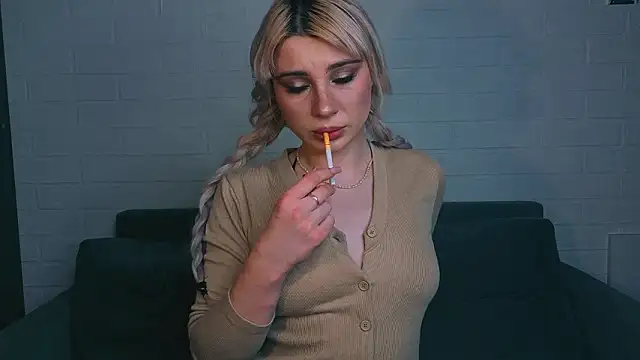 Ashley-Urban online show from March 18, 12:36 am