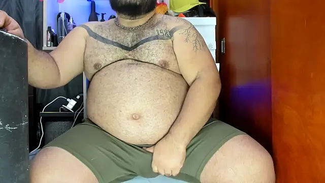 Latino bigcock online show from December 1, 10:32 pm