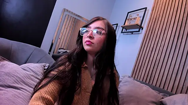 Eva Macalliter online show from September 19, 10:16 am