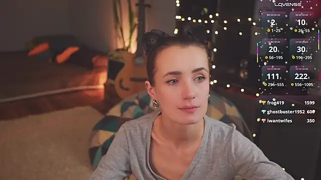 bananya kitty online show from March 12, 12:20 am