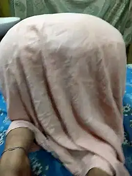 COUPLLE VILLAGE online show from March 10, 10:48 am