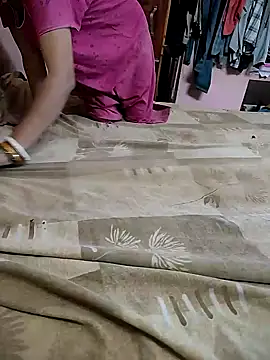 COUPLLE VILLAGE online show from October 18, 2:14 am