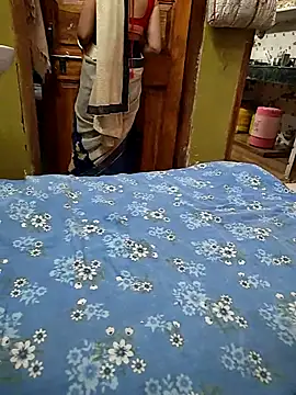 COUPLLE VILLAGE online show from January 19, 6:28 am