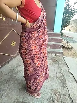 COUPLLE VILLAGE online show from May 12, 1:47 am