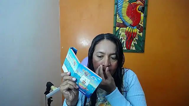 daleska ayala 1 online show from February 3, 8:35 pm