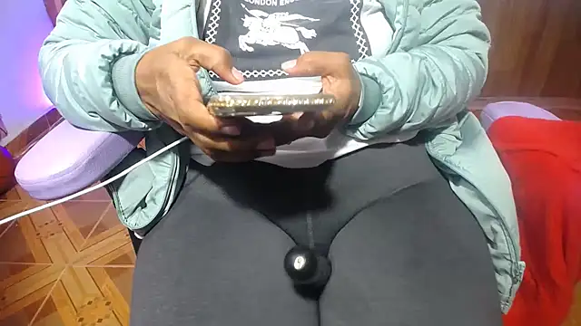 daleska ayala 1 online show from February 25, 7:14 pm