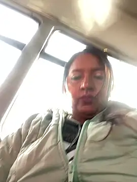 daleska ayala 1 online show from March 22, 11:53 am