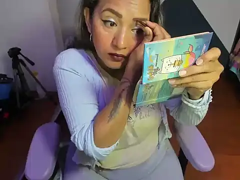 daleska ayala 1 online show from October 13, 5:57 pm