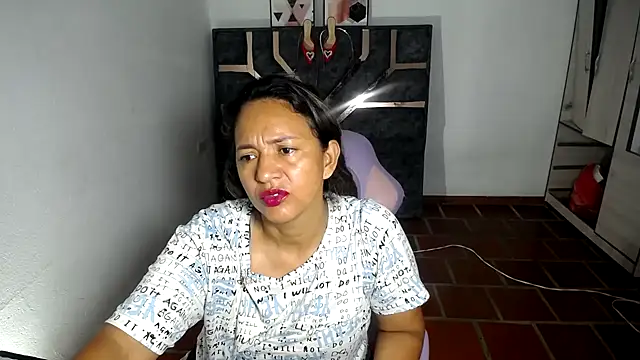 daleska ayala 1 online show from March 27, 1:44 am