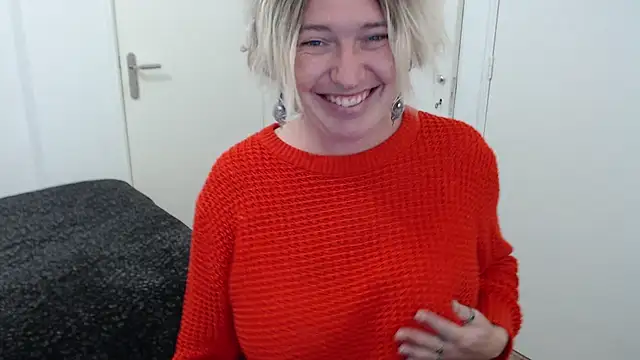 Snapshot of cumfun chatting on October 26, 3:40 pm cumfun online show from October 26, 3:40 pm