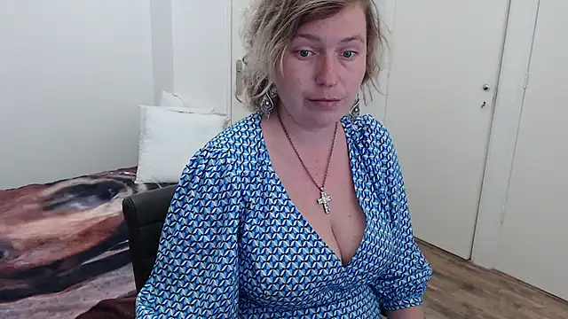 cumfun online show from February 17, 9:28 am