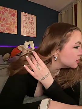 Snapshot of VictoriaLaFleur chatting on May 17, 8:16 pm VictoriaLaFleur online show from May 17, 8:16 pm