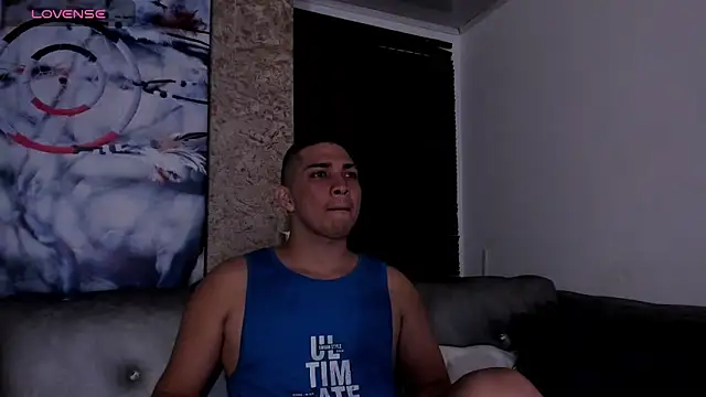 Snapshot of JUANDIAMONDS98 chatting on December 3, 12:49 pm JUANDIAMONDS98 online show from December 3, 12:49 pm