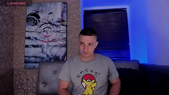 Snapshot of JUANDIAMONDS98 chatting on December 6, 3:00 pm JUANDIAMONDS98 online show from December 6, 3:00 pm