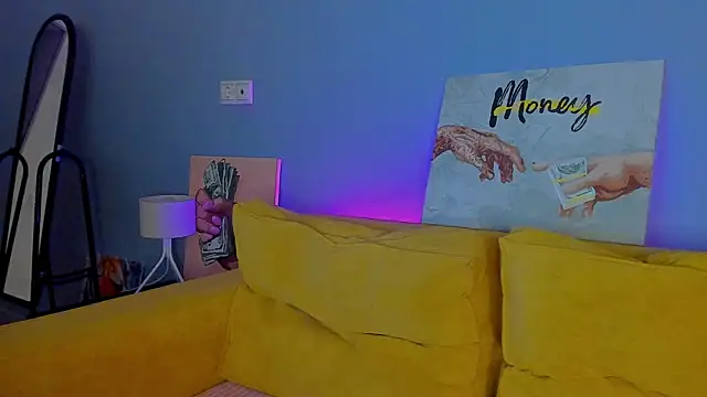 Patricia Cox online show from September 18, 8:33 pm