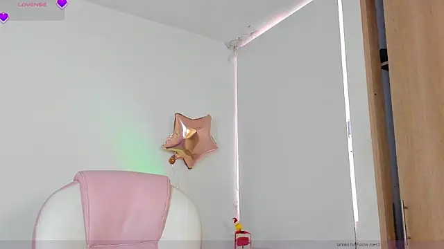 Snapshot of AnastaciaBlake chatting on June 30, 2:07 pm AnastaciaBlake online show from June 30, 2:07 pm