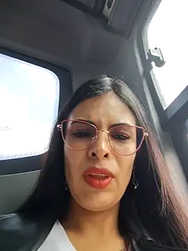 Astrid-- online show from December 1, 3:17 pm