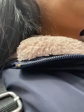 Astrid-- online show from April 7, 3:01 pm