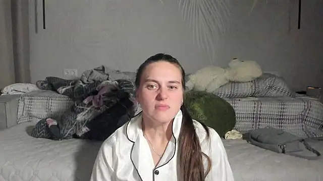 Snapshot of HarleyDeess chatting on November 20, 3:07 am HarleyDeess online show from November 20, 3:07 am