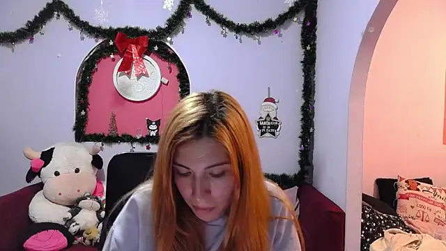 Snapshot of ValentinaMiller_ chatting on December 17, 11:38 pm ValentinaMiller online show from December 17, 11:38 pm