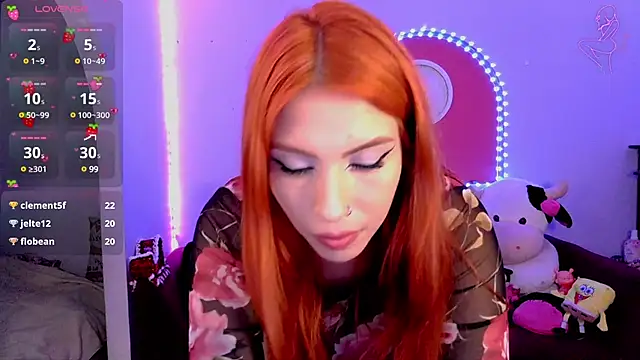 Snapshot of ValentinaMiller_ chatting on January 12, 10:01 pm ValentinaMiller online show from January 12, 10:01 pm