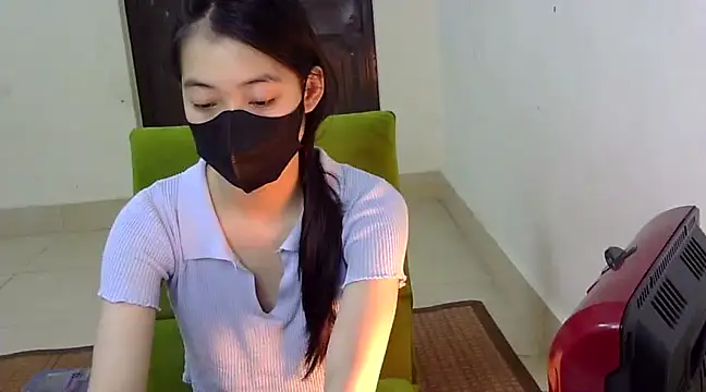 DA-EUN online show from March 13, 3:33 am