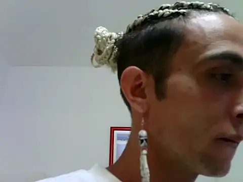 Snapshot of xxxlecram chatting on May 18, 7:52 pm xxxlecram online show from May 18, 7:52 pm