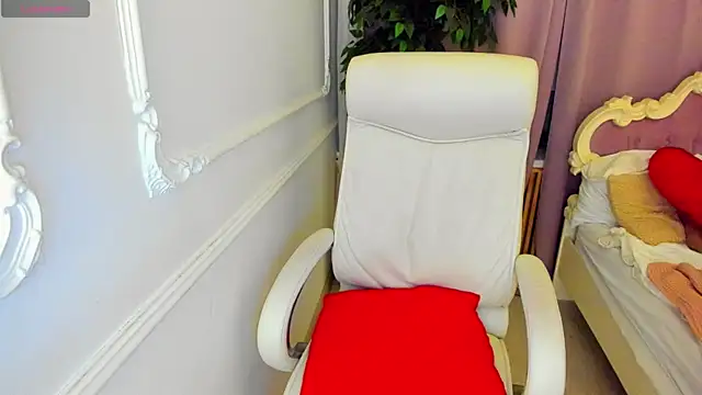 Lily Marlin online show from March 6, 4:42 am