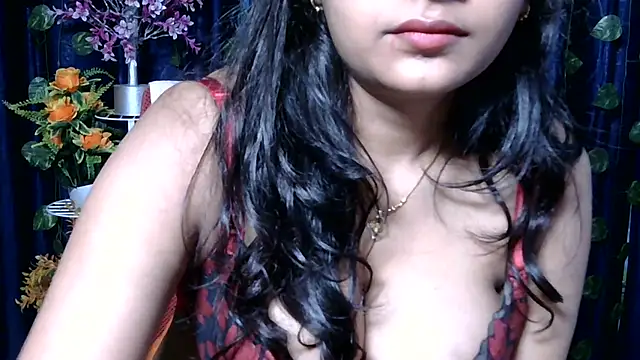 Snapshot of sexy-simmy chatting on October 17, 11:13 am sexy-simmy online show from October 17, 11:13 am