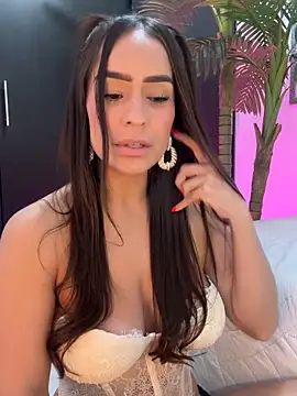 Mau White online show from February 9, 11:09 pm