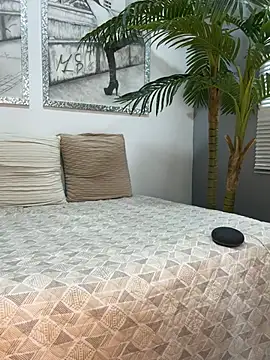 Mau White online show from February 16, 10:06 pm