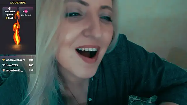 Snapshot of ElysonLang chatting on January 19, 9:13 pm ElysonLang online show from January 19, 9:13 pm