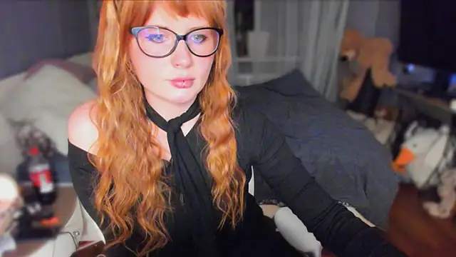 KlementinaBbG online show from December 14, 8:35 pm