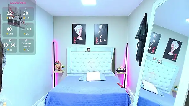 Snapshot of kimmturner chatting on March 4, 12:55 pm kimmturner online show from March 4, 12:55 pm