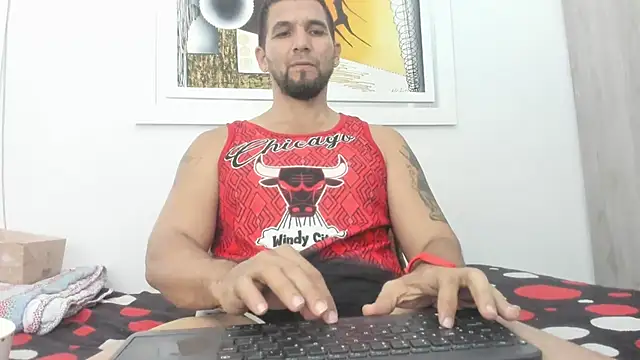 Snapshot of JULESLAKES chatting on January 23, 12:19 pm JULESLAKES online show from January 23, 12:19 pm