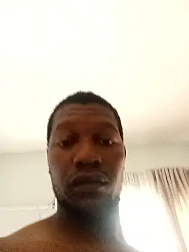 Snapshot of Vuyokaki chatting on January 16, 8:18 am Vuyokaki online show from January 16, 8:18 am