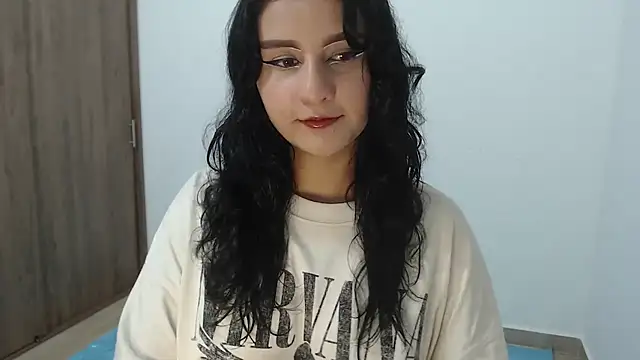 A LittlePrinces online show from December 5, 2:53 am