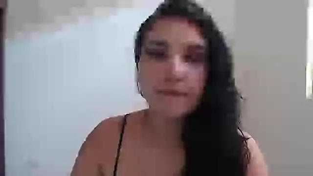 A LittlePrinces online show from December 13, 8:04 pm