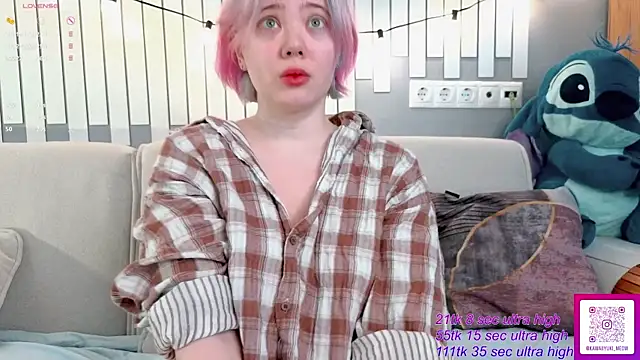   KawaiiYuki   online show from May 9, 3:45 am