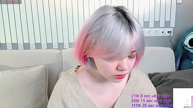   KawaiiYuki   online show from May 15, 3:57 am