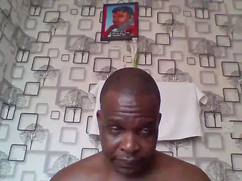 Chumba 001 online show from May 11, 2:45 pm