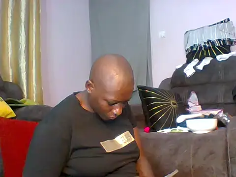 Poisonous Ivy online show from December 19, 6:12 pm